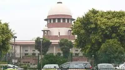 105 साल के बुजुर्ग को सुप्रीम कोर्ट ने किया ‘आजाद’, उम्रकैद की बाकी सजा माफ कर बंद किया मर्डर केस.. 105 साल के बुजुर्ग को सुप्रीम कोर्ट ने किया ‘आजाद’, उम्रकैद की बाकी सजा माफ कर बंद किया मर्डर केस..