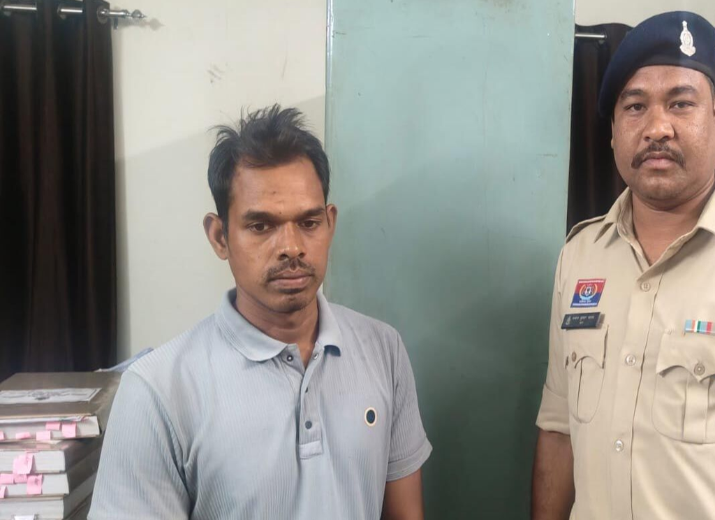 रायगढ़: रिटायर्ड शिक्षक से 47 लाख की ठगी, भरोसेमंद परिचित ने 6 साल में खाली किया बैंक खाता रायगढ़: रिटायर्ड शिक्षक से 47 लाख की ठगी, भरोसेमंद परिचित ने 6 साल में खाली किया बैंक खाता