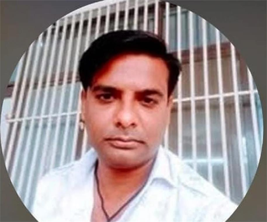 उन्नाव: कपड़े धोने को लेकर शुरू हुआ विवाद, सगे भाई पर धारदार हथियारों से हमला; मौत के बाद कई आरोपी हिरासत में. उन्नाव: कपड़े धोने को लेकर शुरू हुआ विवाद, सगे भाई पर धारदार हथियारों से हमला; मौत के बाद कई आरोपी हिरासत में.