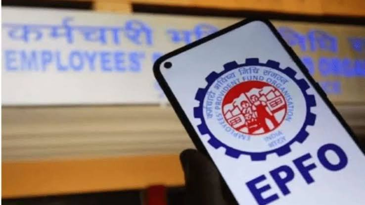 EPFO 3.0 में देरी से कैब ड्राइवर और डिलीवरी पार्टनर्स को झटका, पेंशन और सामाजिक सुरक्षा के लिए करना पड़ सकता है इंतजार. EPFO 3.0 में देरी से कैब ड्राइवर और डिलीवरी पार्टनर्स को झटका, पेंशन और सामाजिक सुरक्षा के लिए करना पड़ सकता है इंतजार.