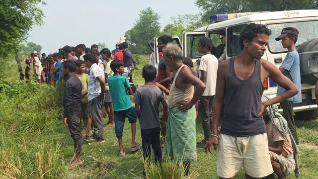 मधेपुरा में महिला लापता, मायके: वालों ने पति पर हत्या कर नहर में शव फेंकने का लगाया आरोप मधेपुरा में महिला लापता, मायके: वालों ने पति पर हत्या कर नहर में शव फेंकने का लगाया आरोप